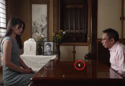 Một ngày sau tang lễ người chồng, người yêu của con trai đã bị bố chồng yêu ép nắc không bao đến mang thai